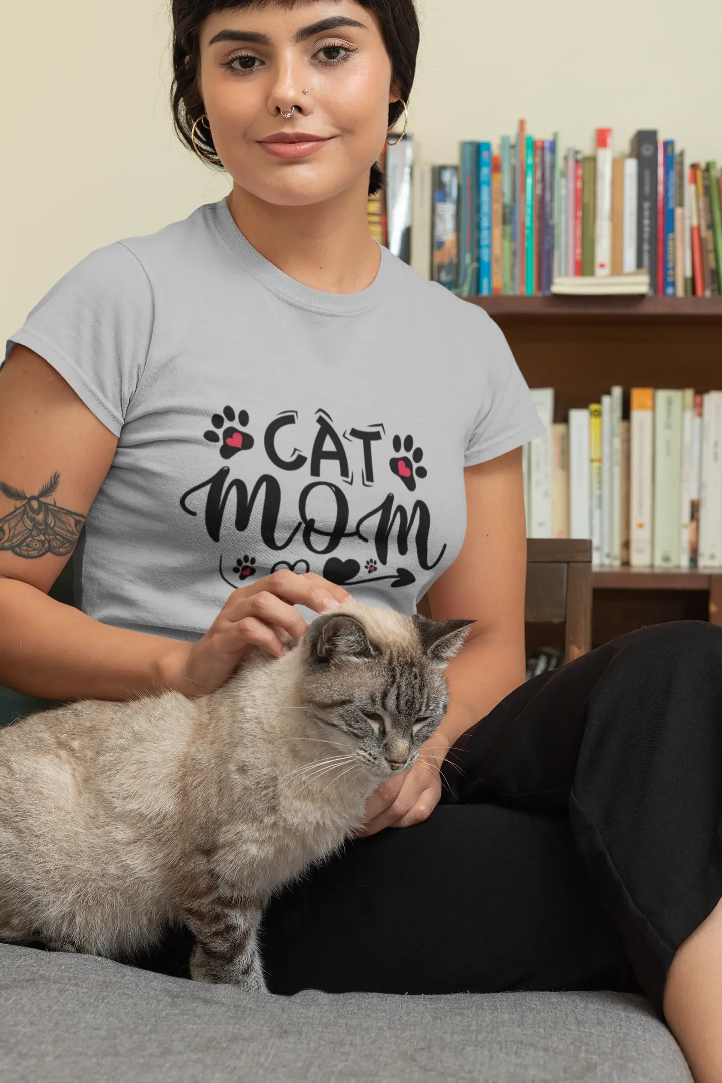 Cat Mom T-Shirt – Purr-fect for Proud Cat Moms