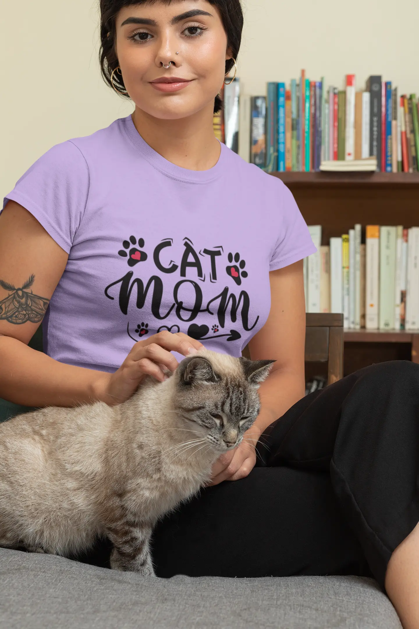 Cat Mom T-Shirt – Purr-fect for Proud Cat Moms