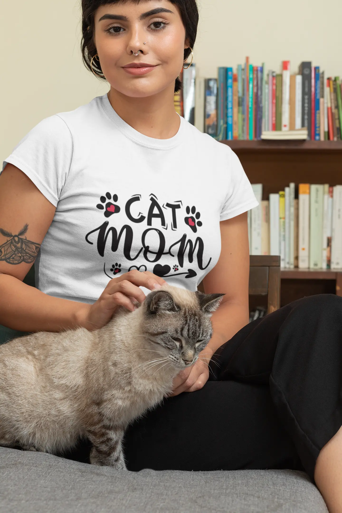 Cat Mom T-Shirt – Purr-fect for Proud Cat Moms