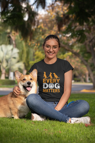 Girl wearing Every Dog Matters dog lover t-shirt – pet lover clothing India